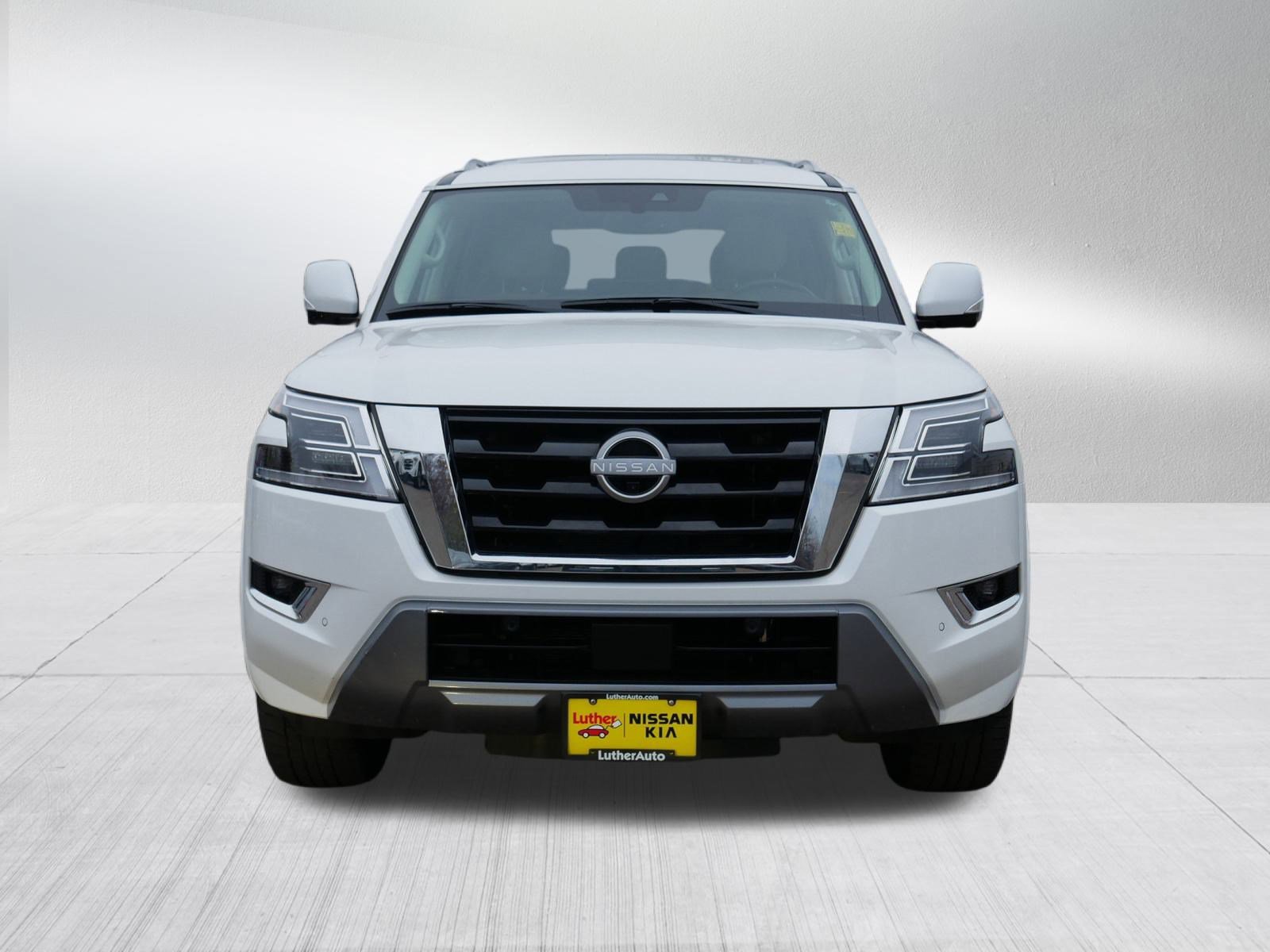 2024 Nissan Armada SL photo 2