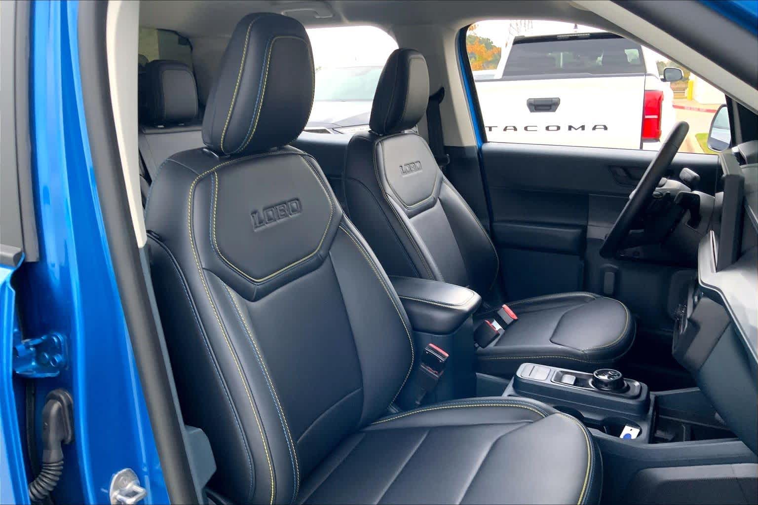 2025 Ford Maverick photo 4