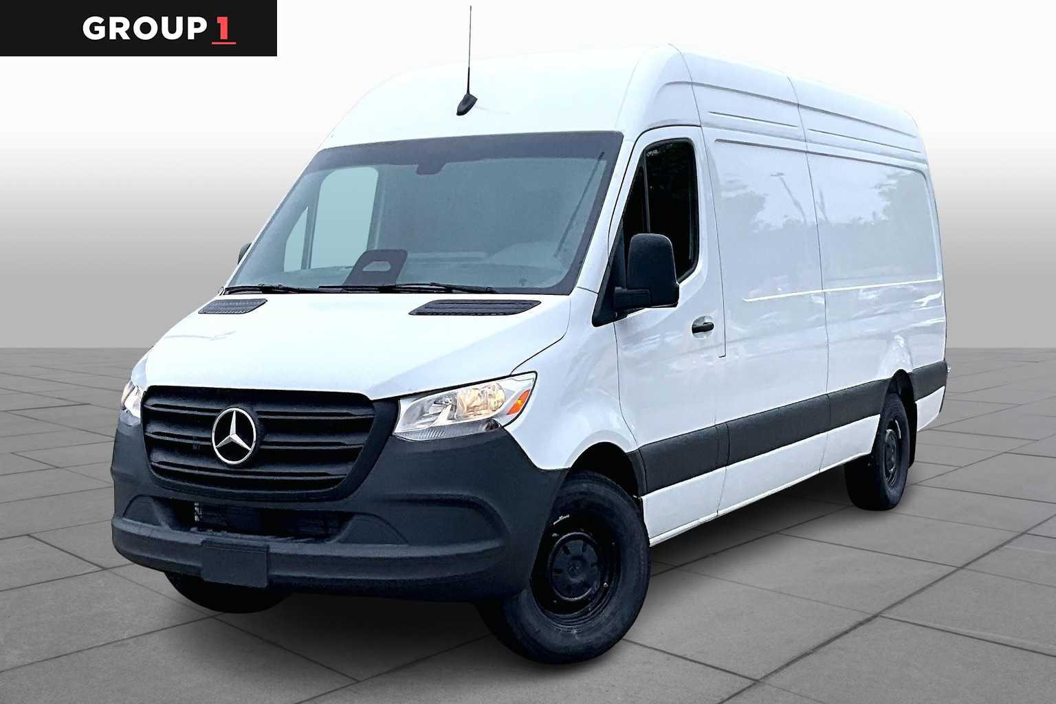 2025 Mercedes-Benz Sprinter Cargo Van Base's photo