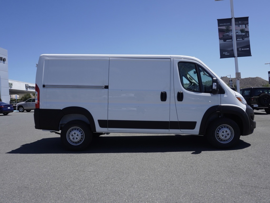 2025 Ram ProMaster 1500 Tradesman Cargo Van photo 2