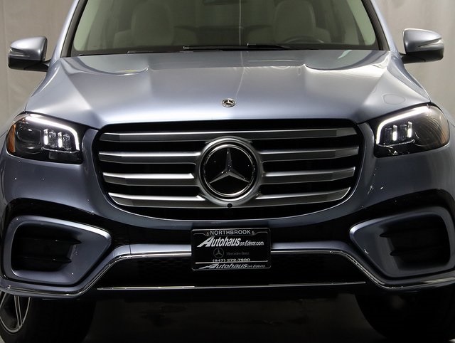 2025 Mercedes Benz GLS 450 4MATIC photo 6