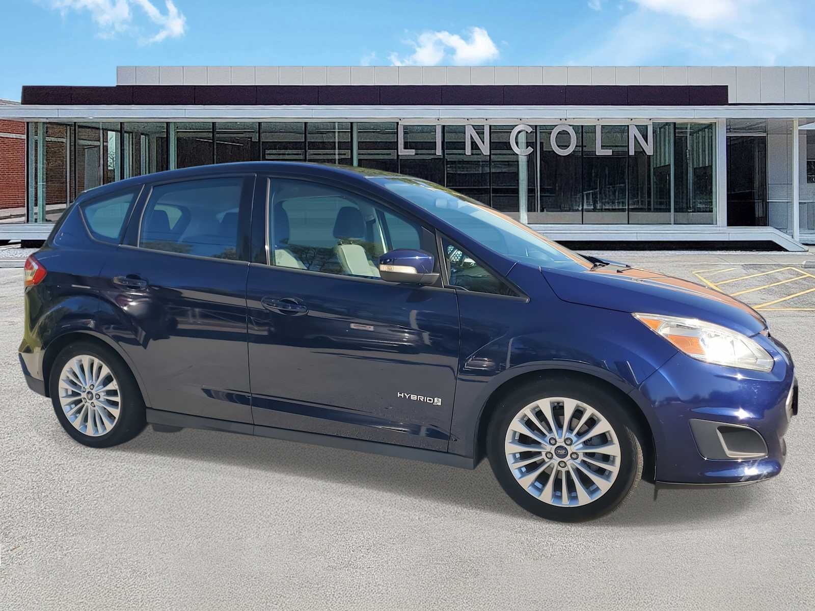 2017 Ford C-Max Hybrid SE photo 2