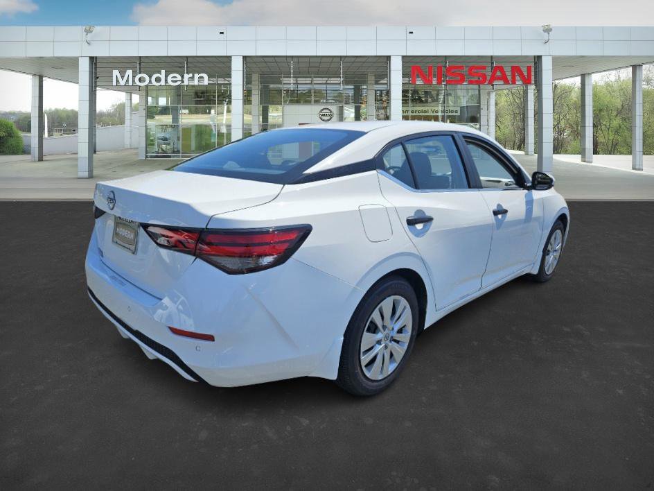 2025 Nissan Sentra S photo 4