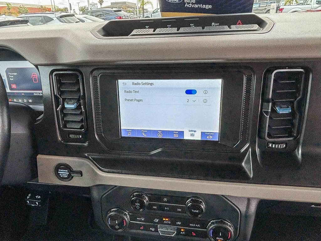2022 Ford Bronco Wildtrak photo 14