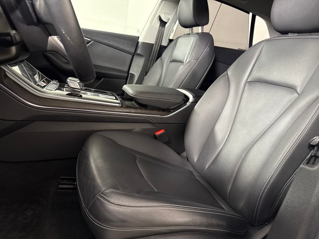 2023 Audi Q8 55 Prestige photo 9
