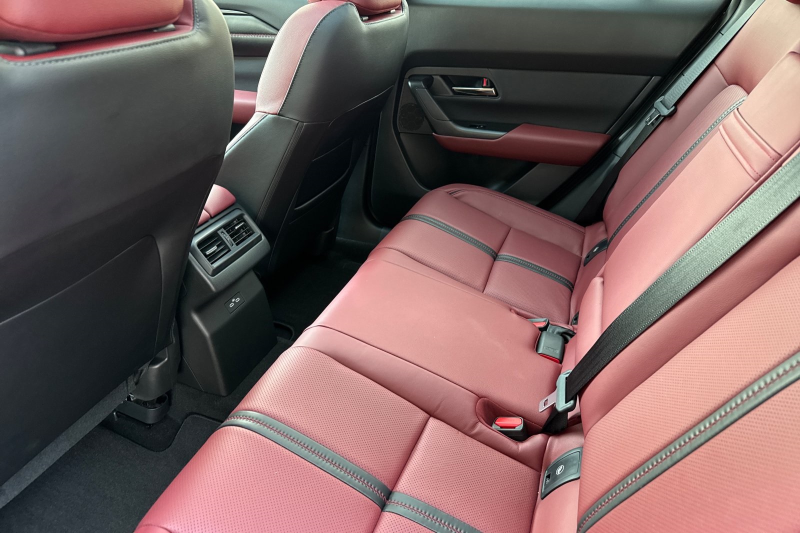 2025 Mazda CX-50 Premium Plus photo 12