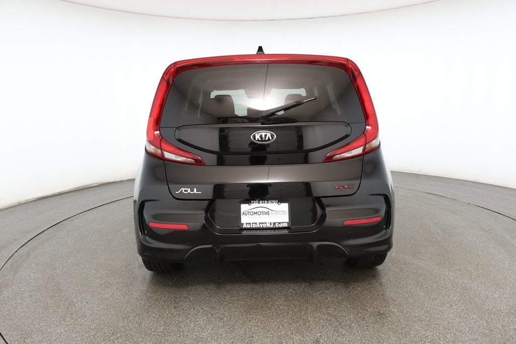 2020 Kia Soul GT-Line photo 2
