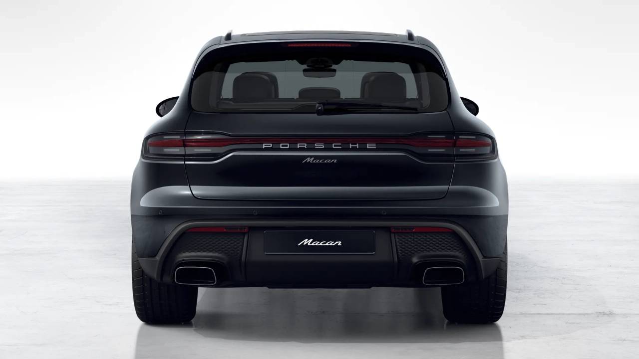 2026 Porsche Macan T photo 6