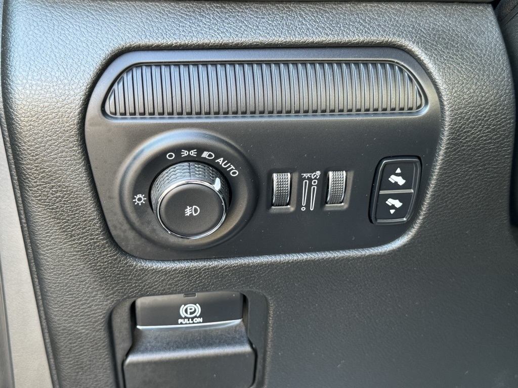 2024 Jeep Wagoneer Base photo 15
