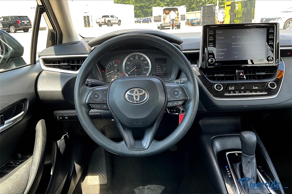 2021 Toyota Corolla LE photo 8