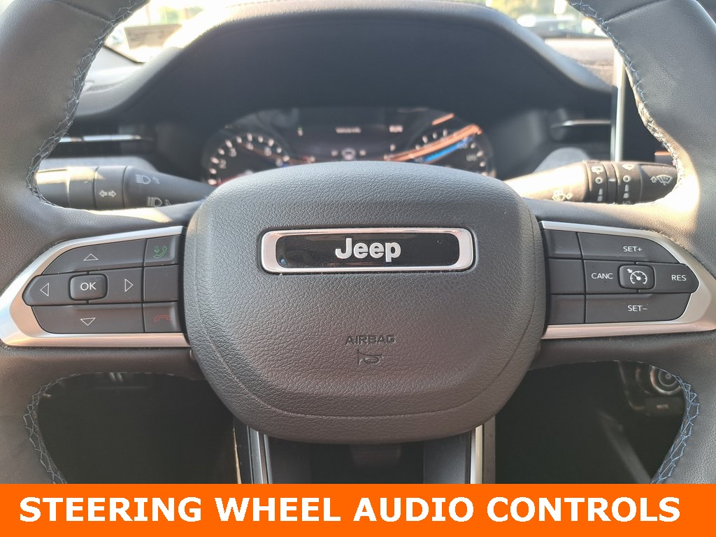 2022 Jeep Compass Latitude photo 8