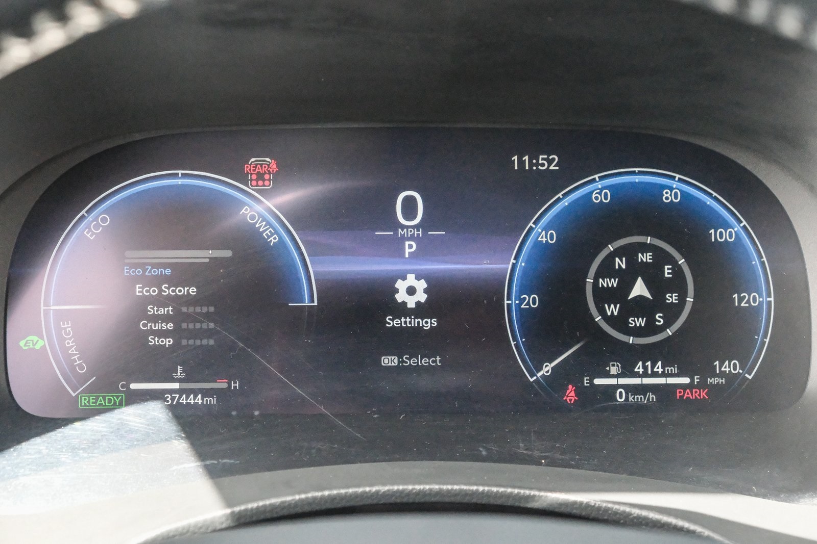 2023 Toyota Highlander Hybrid Platinum photo 23