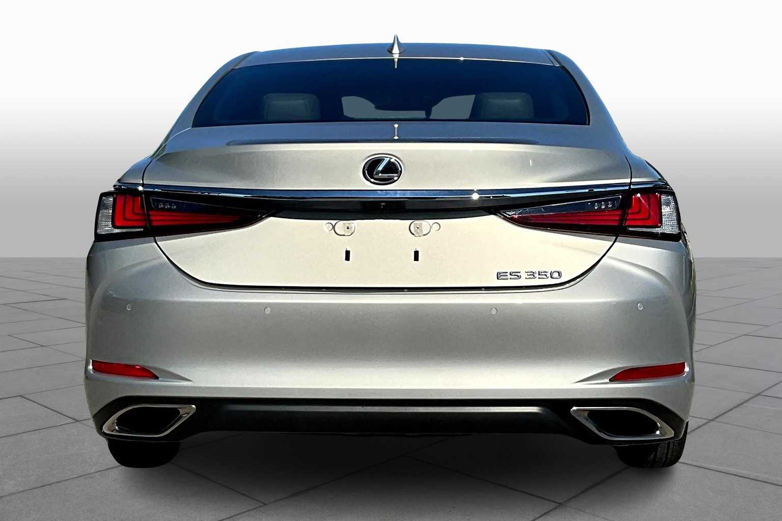 2023 Lexus ES 350 photo 4