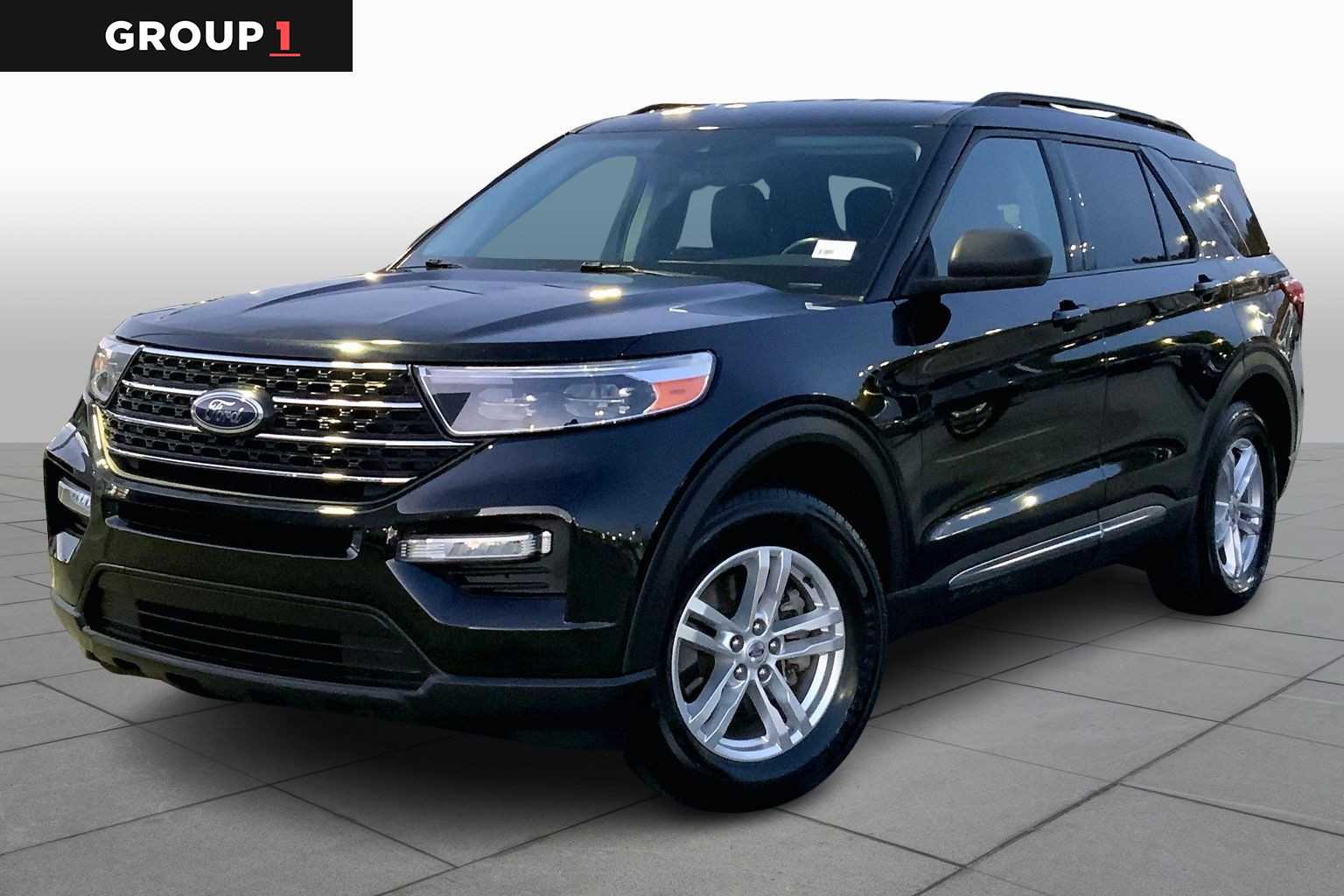 2023 Ford Explorer XLT's photo