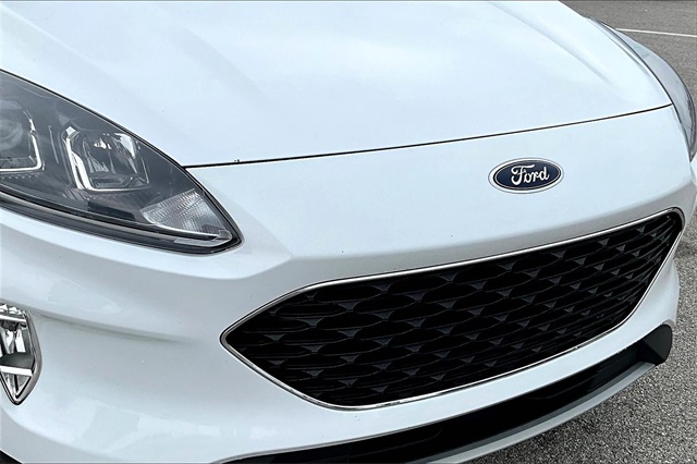 2021 Ford Escape Hybrid SEL photo 26