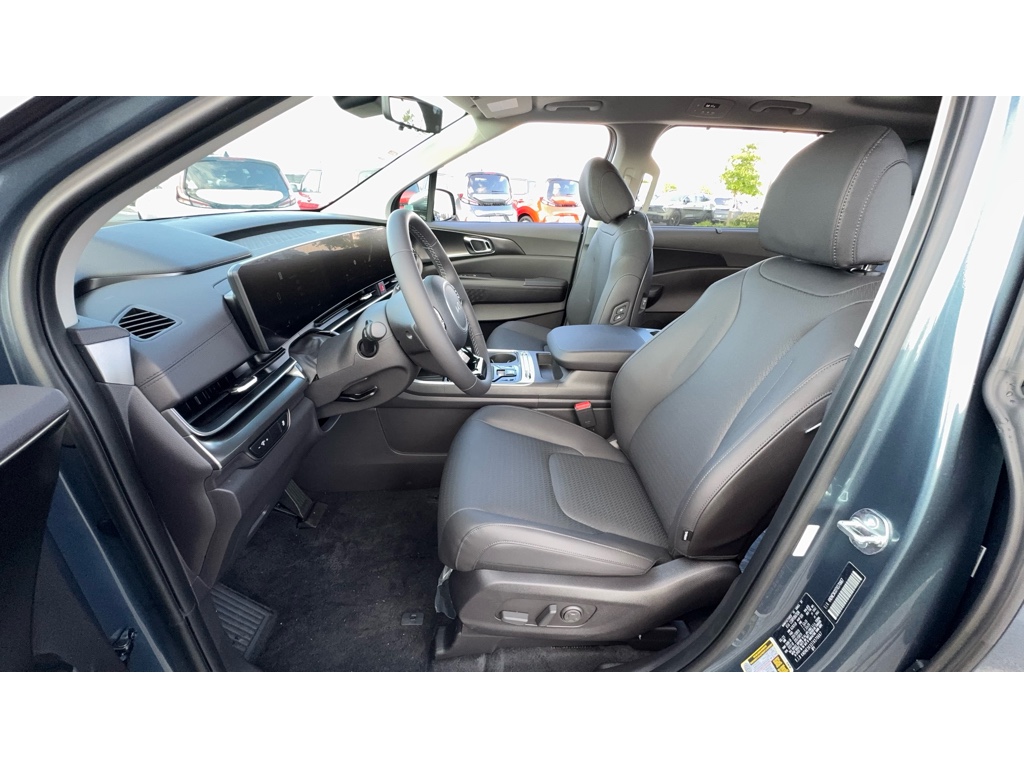 2026 Kia Carnival SX Prestige photo 5