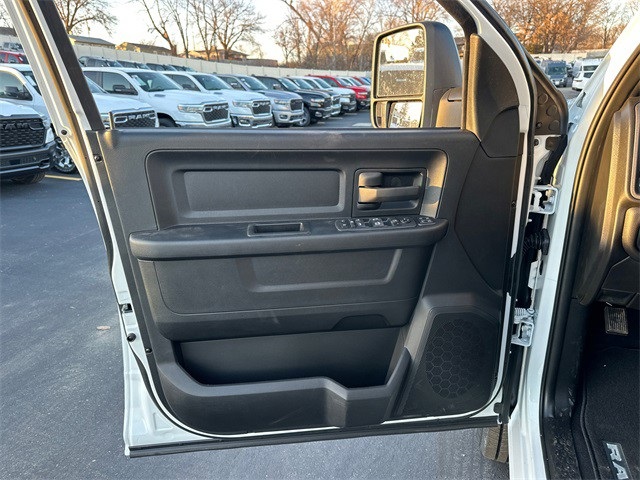 2024 Ram 2500 Tradesman photo 21