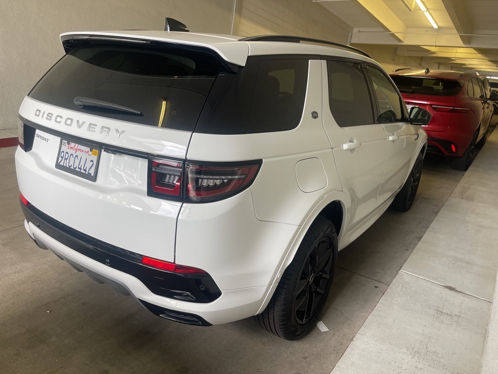 2025 Land Rover Discovery Sport S photo 3