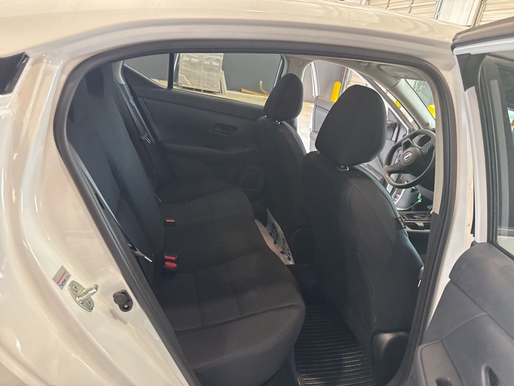 2024 Nissan Sentra S photo 7