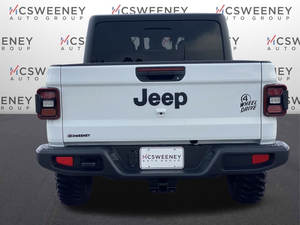 2025 Jeep Gladiator Willys photo 3