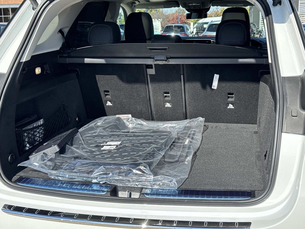 2026 Mercedes Benz GLE 350 4MATIC photo 4