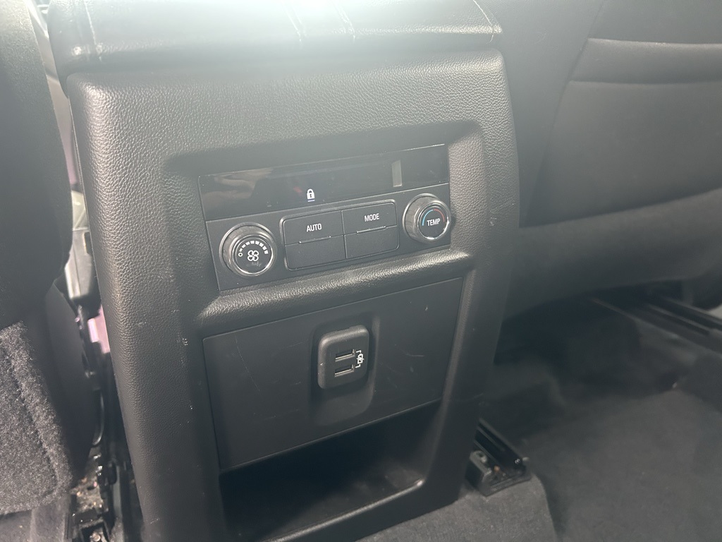 2022 Chevrolet Traverse photo 23