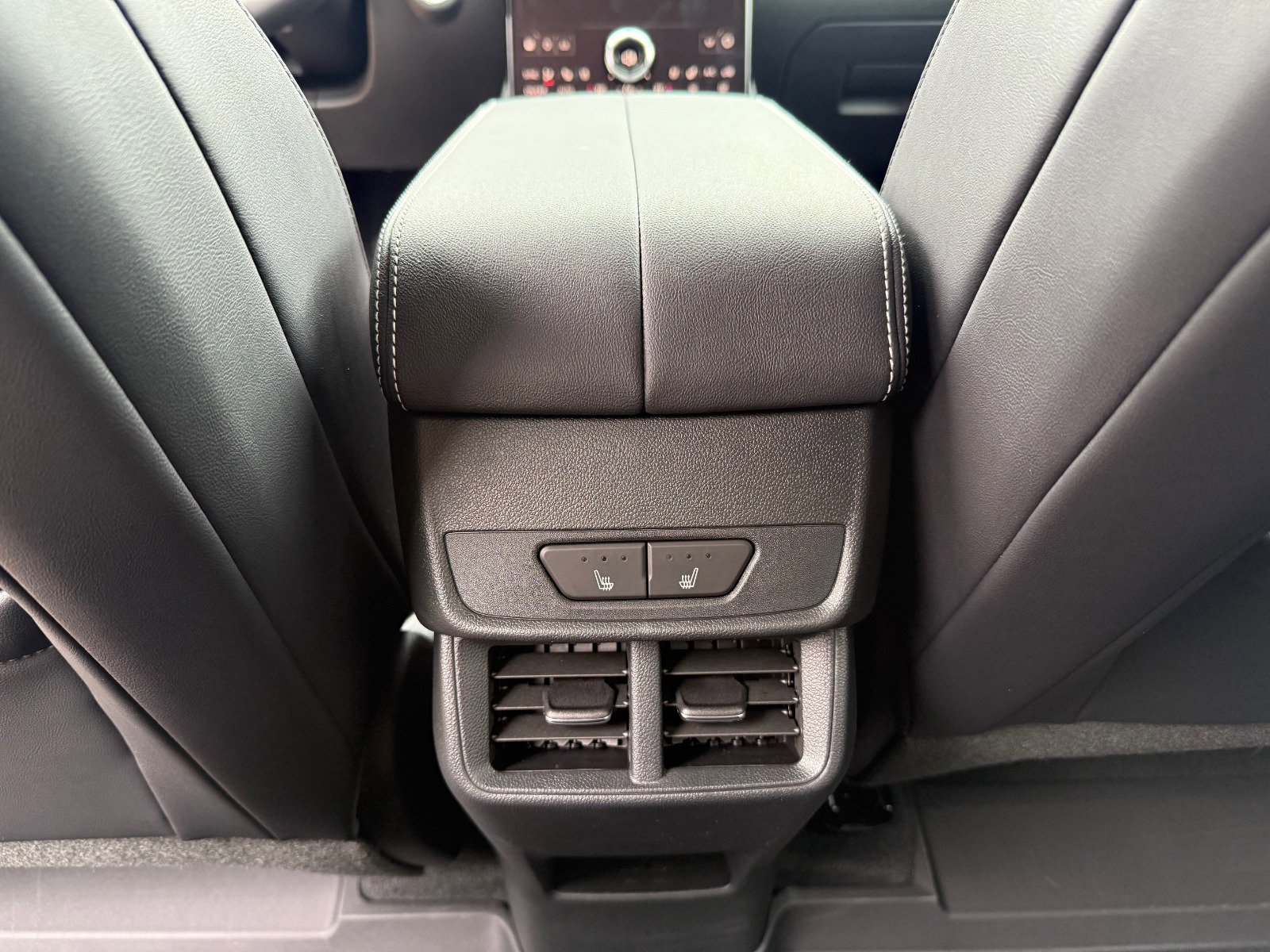 2026 Gmc Terrain Denali photo 14