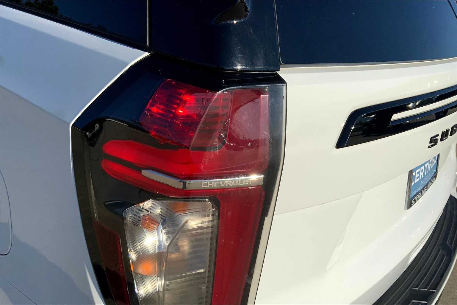 2024 Chevrolet Suburban RST photo 24