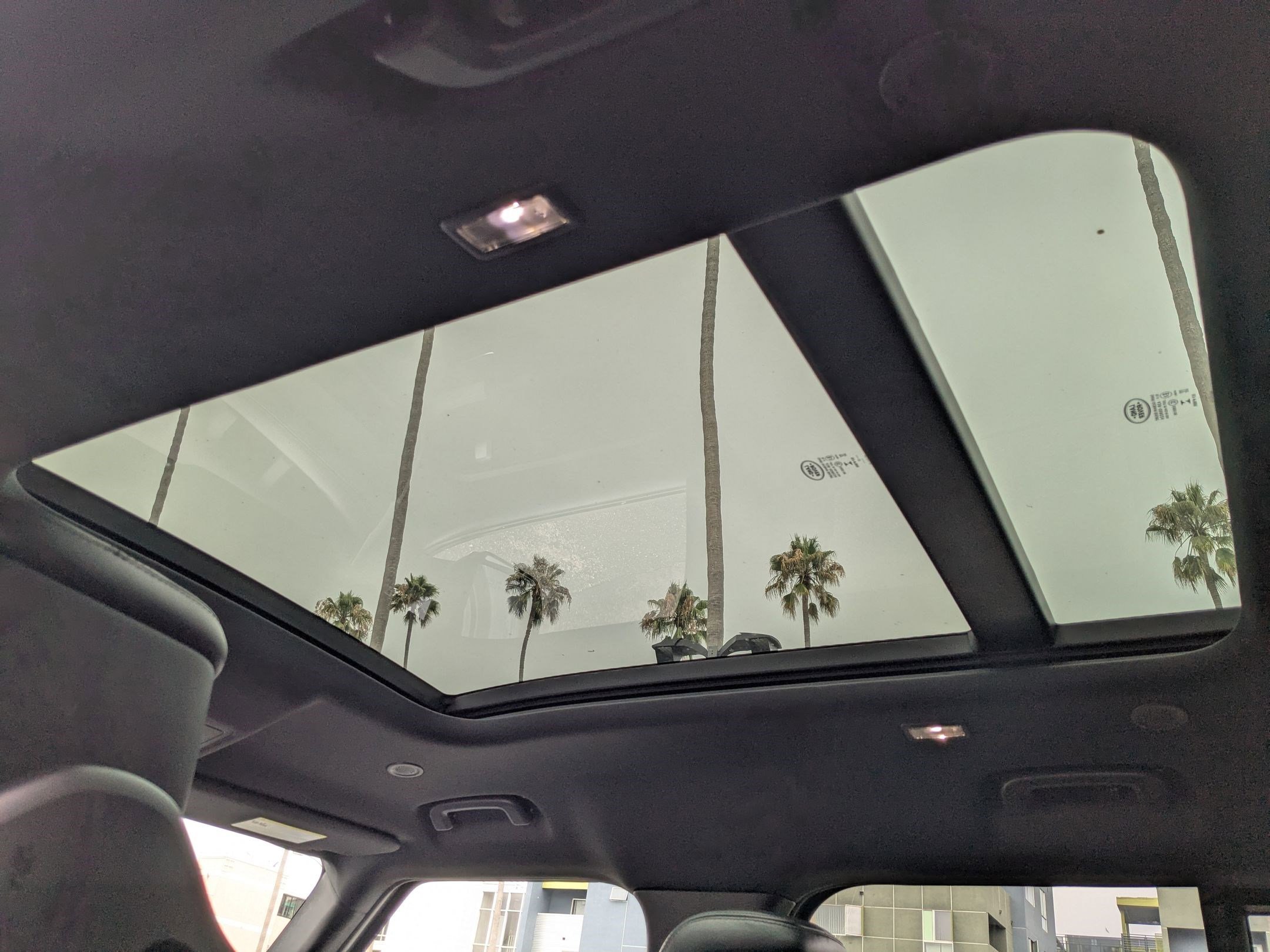 2022 Land Rover Defender X-Dynamic HSE photo 19
