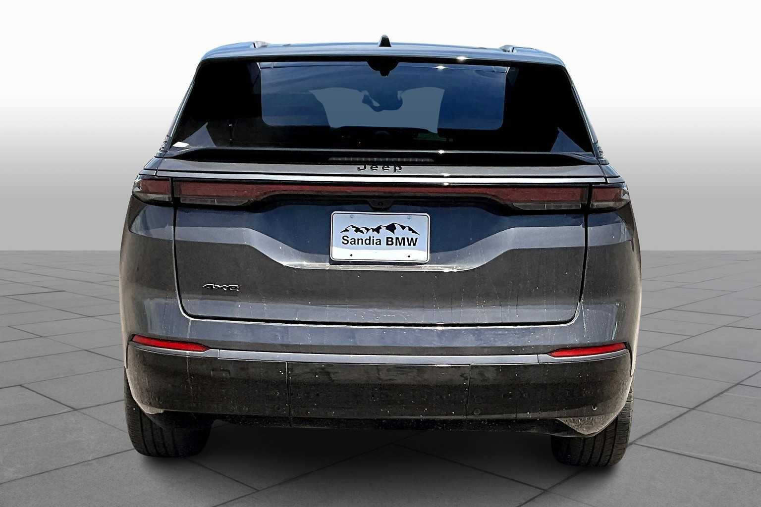 2025 Jeep Wagoneer S Launch Edition photo 4