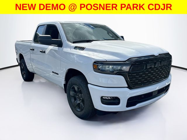 2025 Ram 1500 Tradesman photo 3