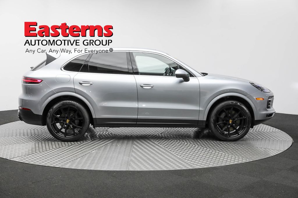 2020 Porsche Cayenne S photo 4