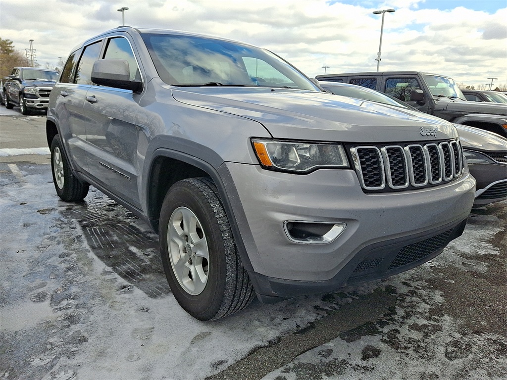 2017 Jeep Grand Cherokee Laredo E's photo