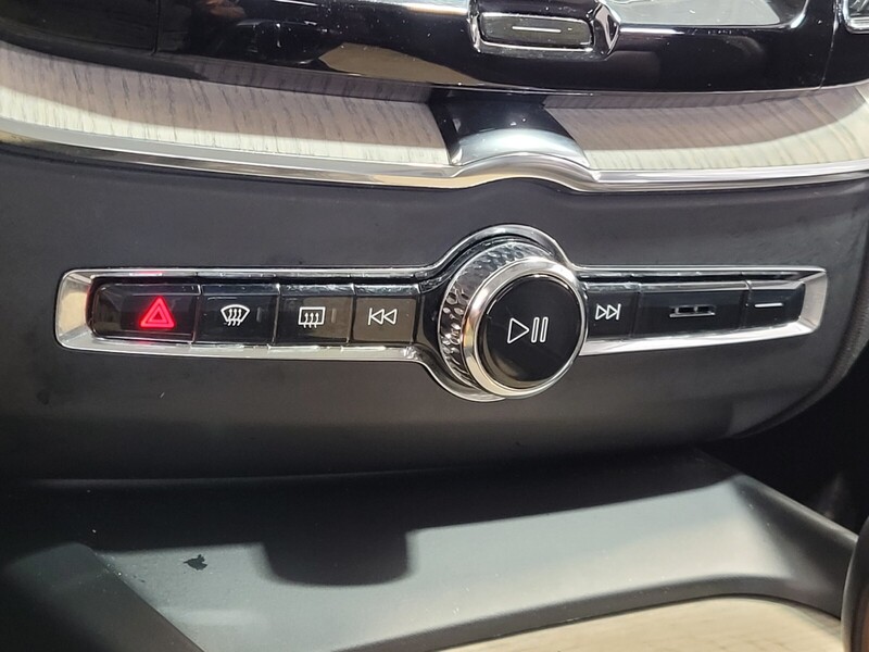 2021 Volvo XC60 T5 Inscription photo 25