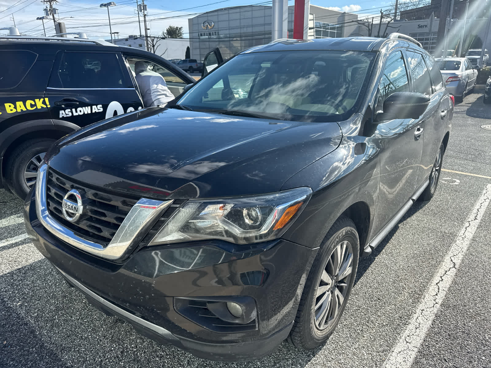 2020 Nissan Pathfinder SL
