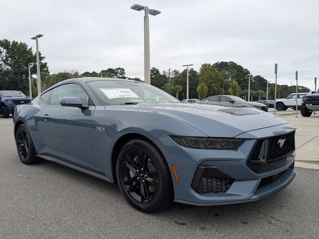 2025 Ford Mustang GT photo 2