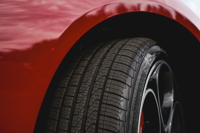 2025 Alfa Romeo Giulia Base photo 5