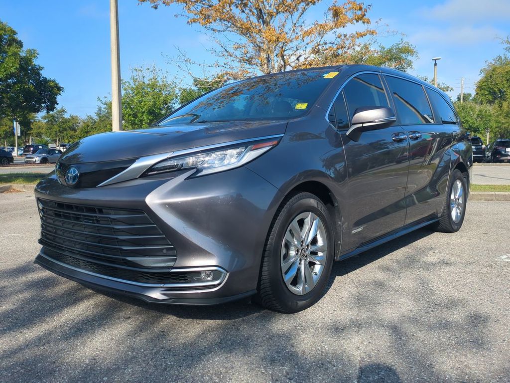 2021 Toyota Sienna