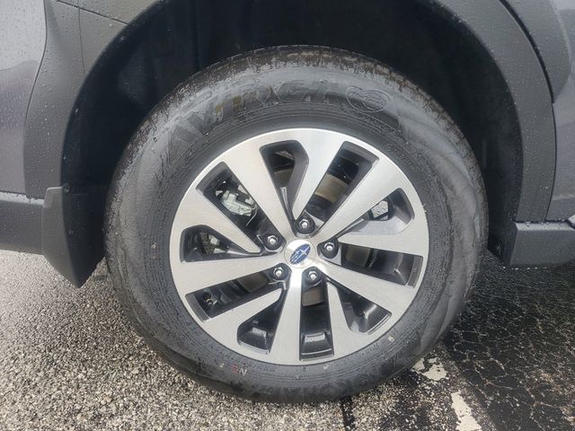2025 Subaru Outback Premium photo 3
