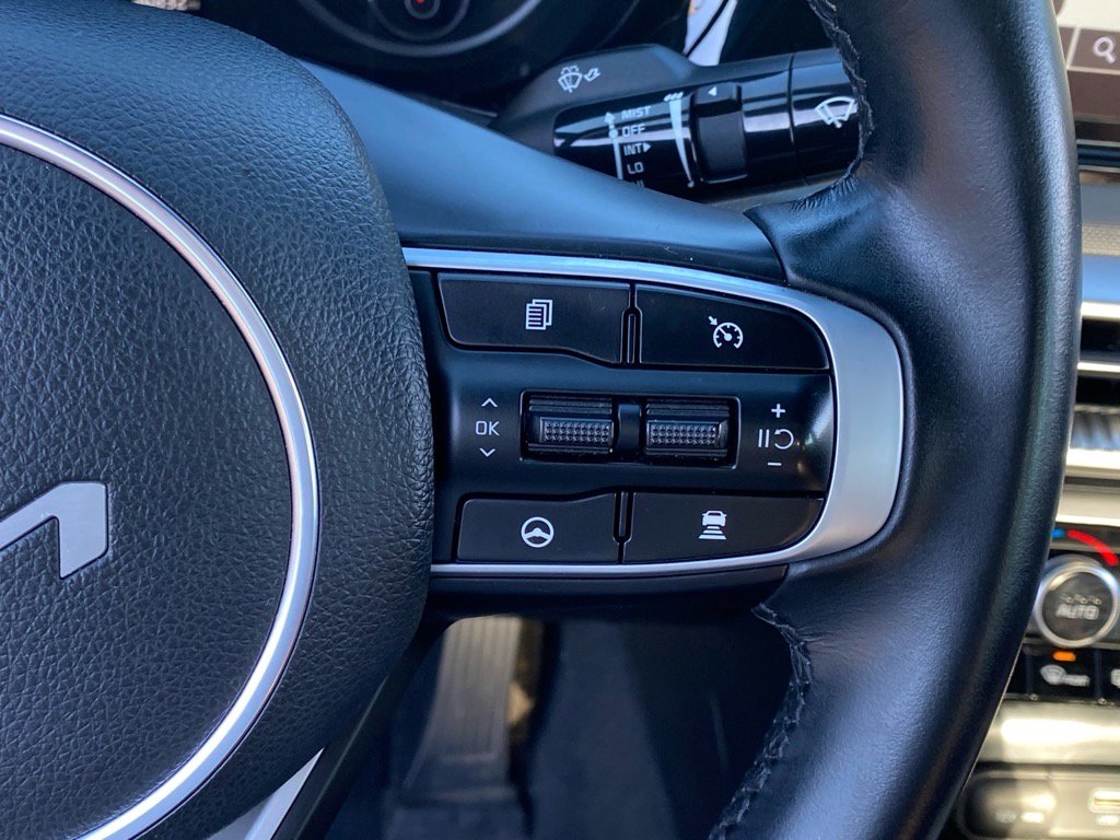 2023 Kia K5 GT-Line photo 16