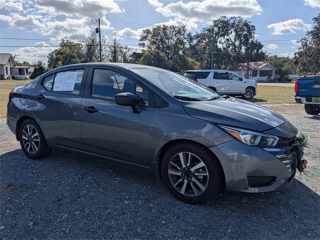 2024 Nissan Versa Sedan S's photo