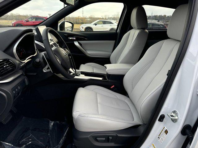 2024 Mitsubishi Eclipse Cross SEL photo 9