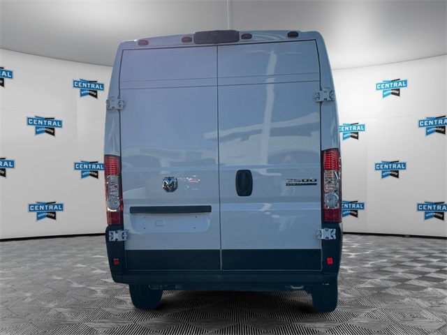 2025 Ram ProMaster 2500 photo 4
