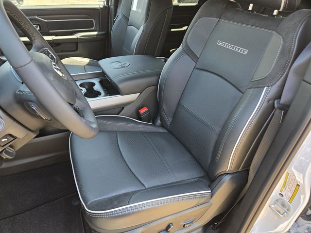 2025 Ram 3500 Laramie photo 18