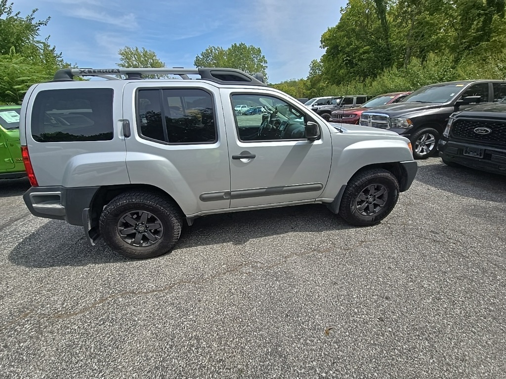 2015 Nissan Xterra photo 8