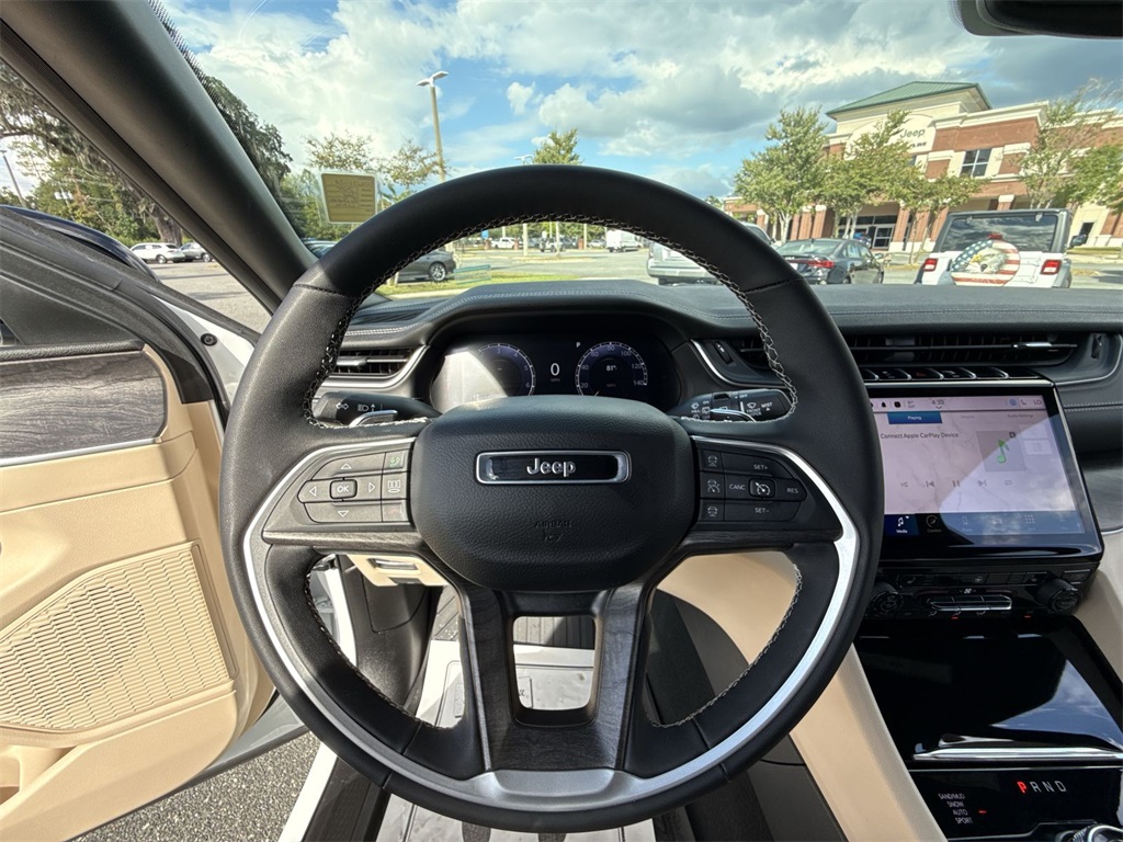2024 Jeep Grand Cherokee Limited photo 4