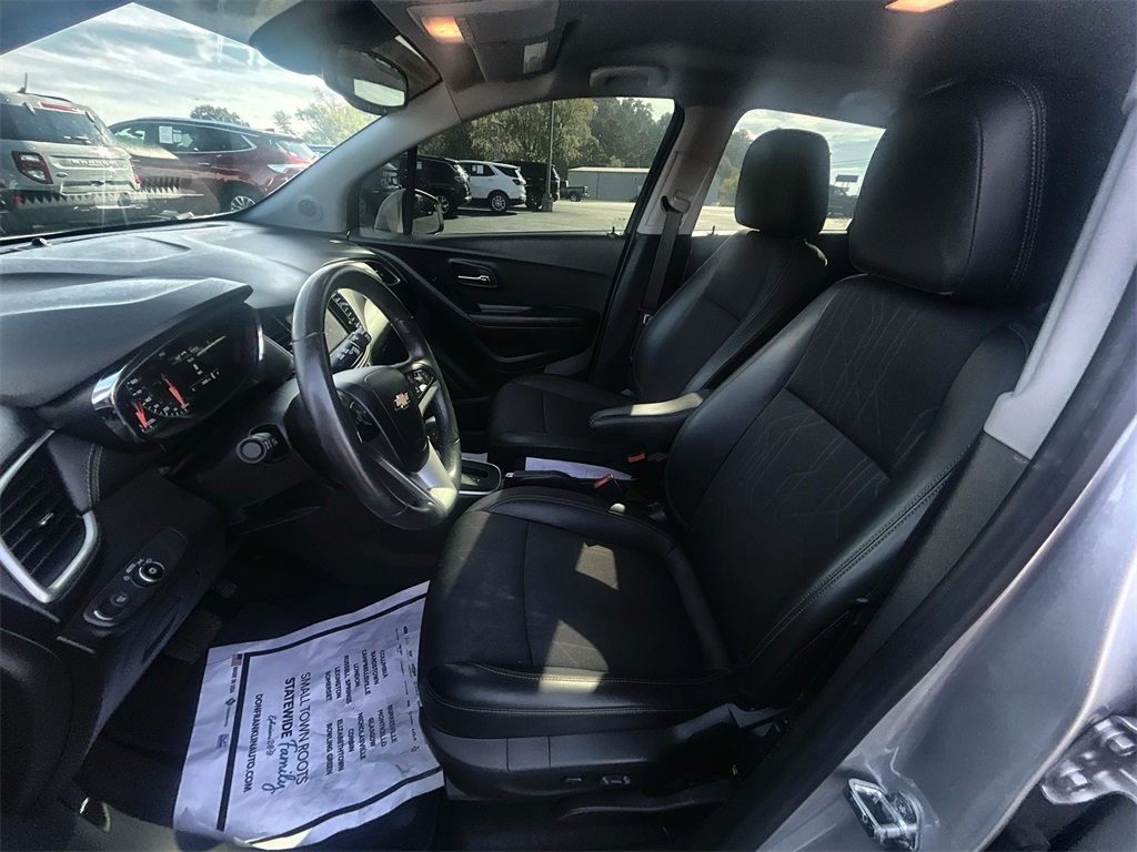 2022 Chevrolet Trax LT photo 9