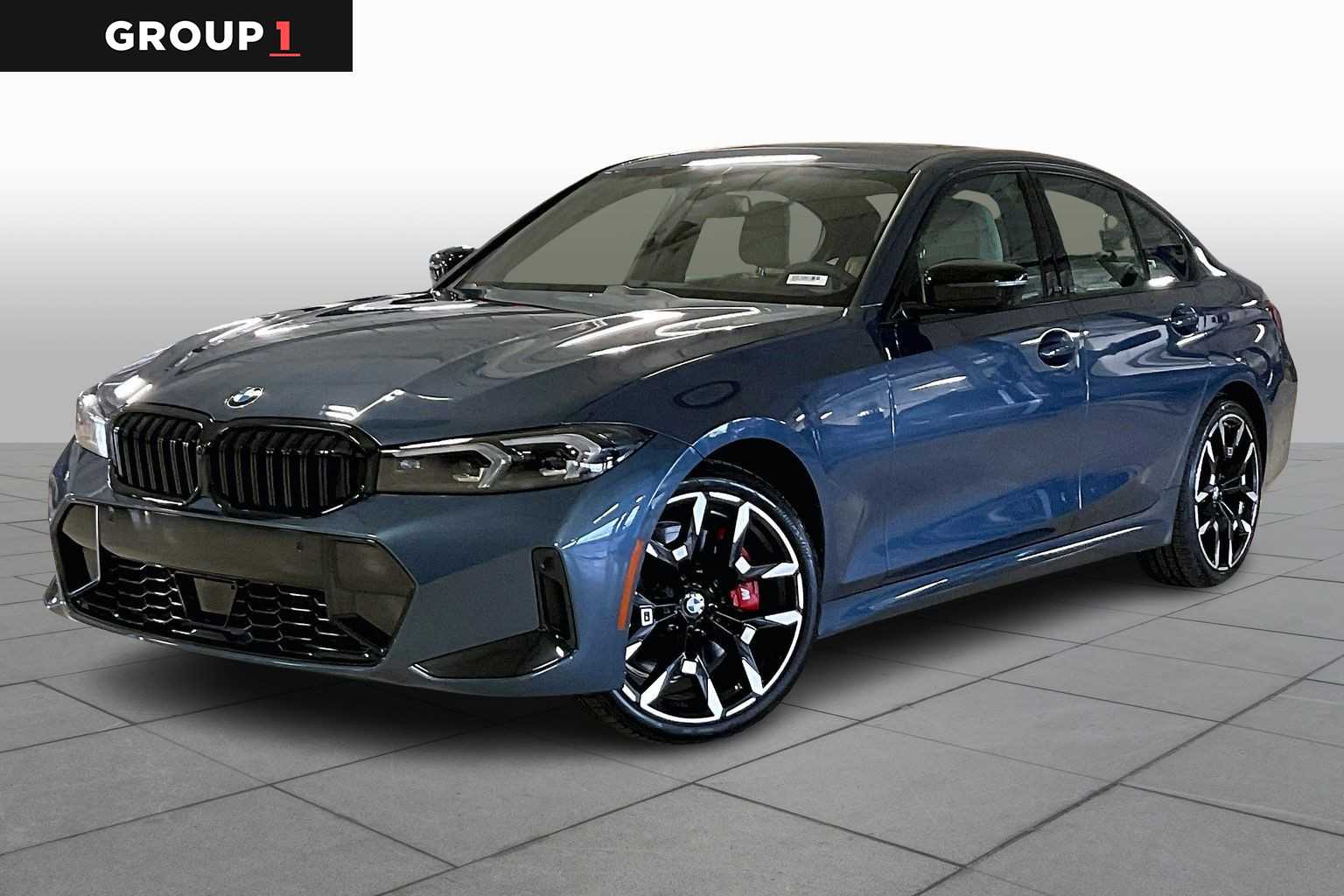 2026 BMW 3 Series 330i's photo