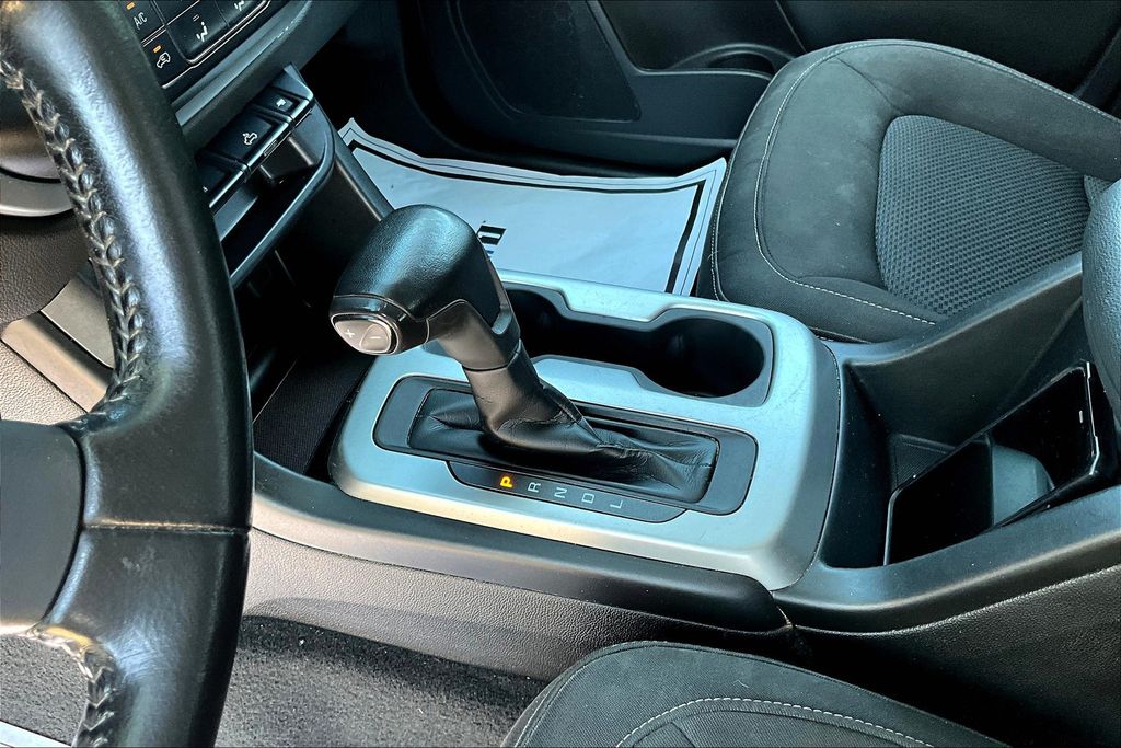 2021 Chevrolet Colorado LT photo 16