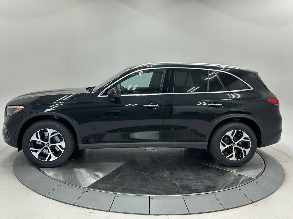 2026 Mercedes Benz GLC 350e 4MATIC photo 4